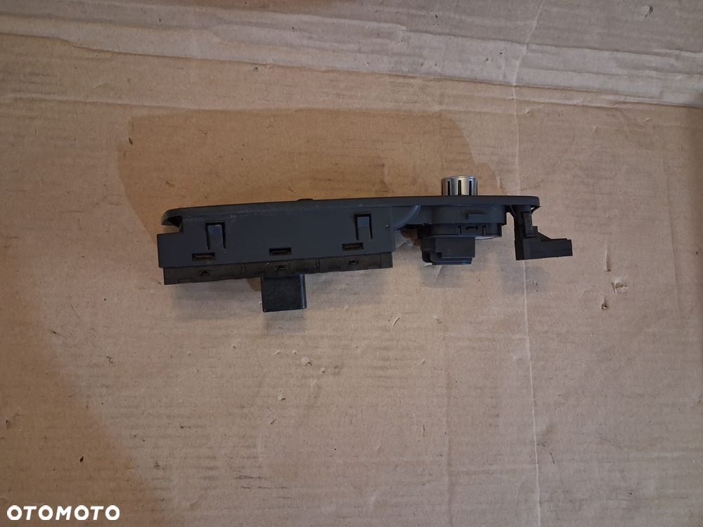 Panel szyb przełączniki VW TIGUAN 5K0959565  OE - 4