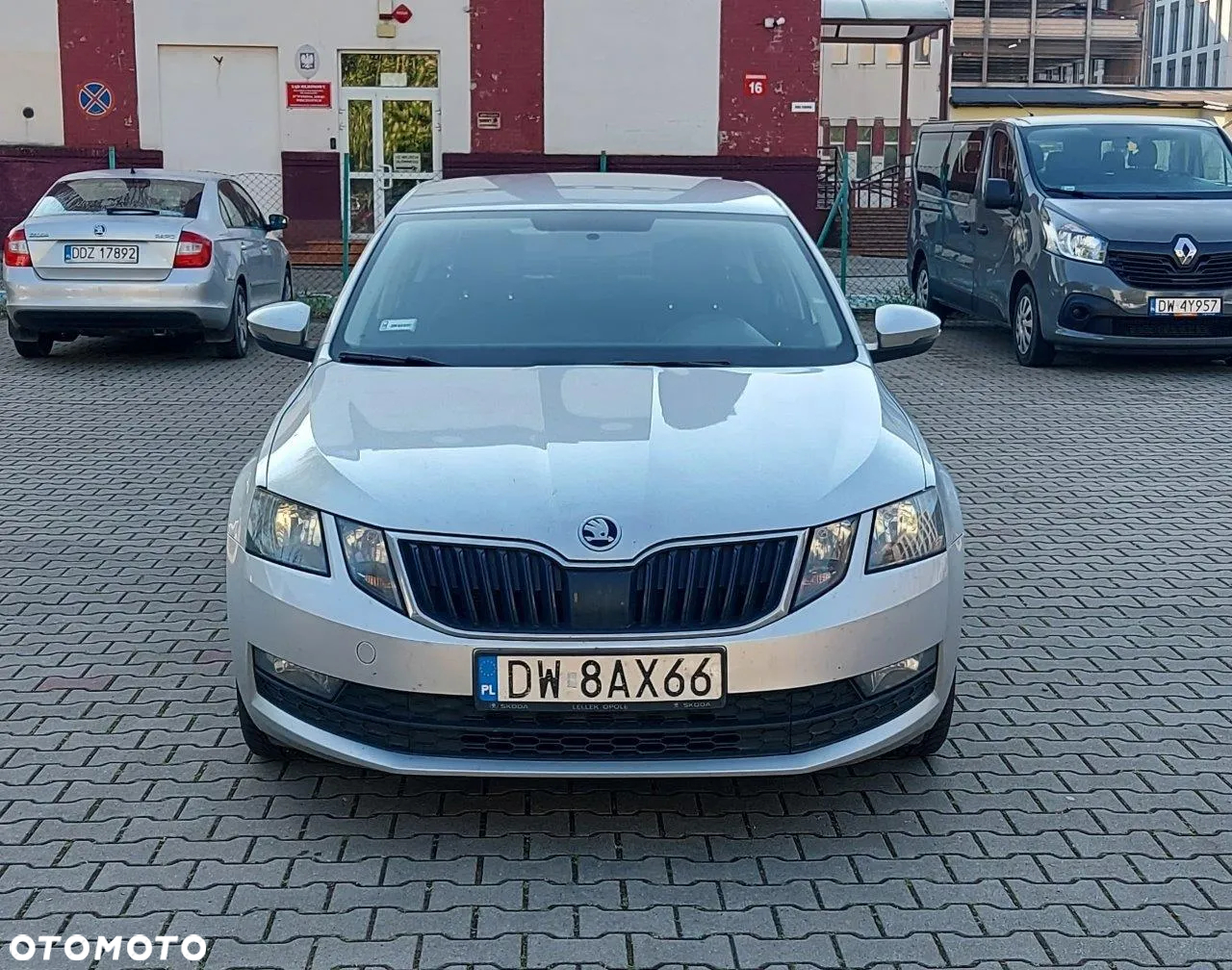 Skoda Octavia 1.6 TDI Active - 8