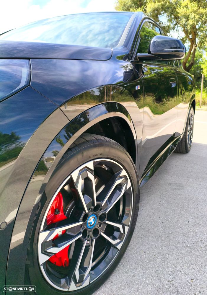 BMW iX2 eDrive20 Pack Desportivo M Pro - 37