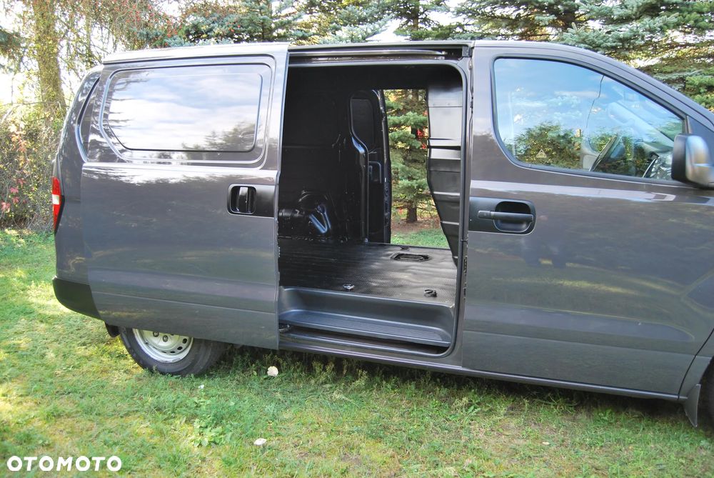 Hyundai GRAND STAREX - 6