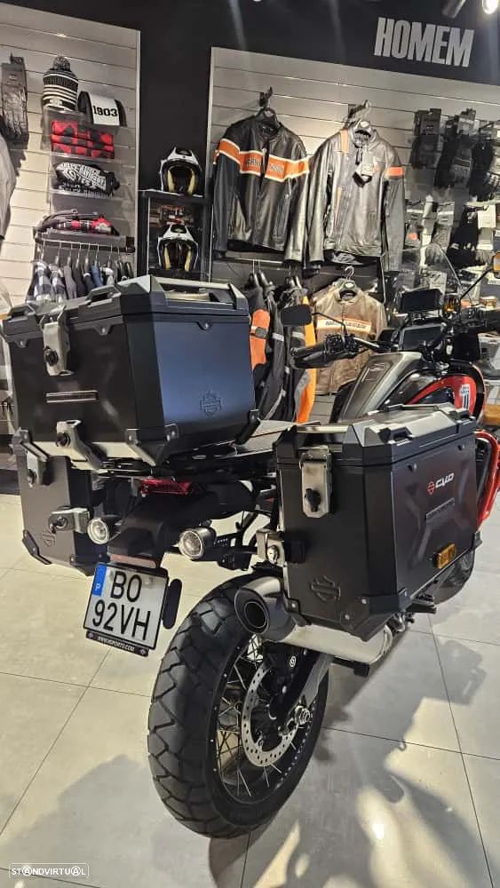 Harley-Davidson Pan America CVO - 10