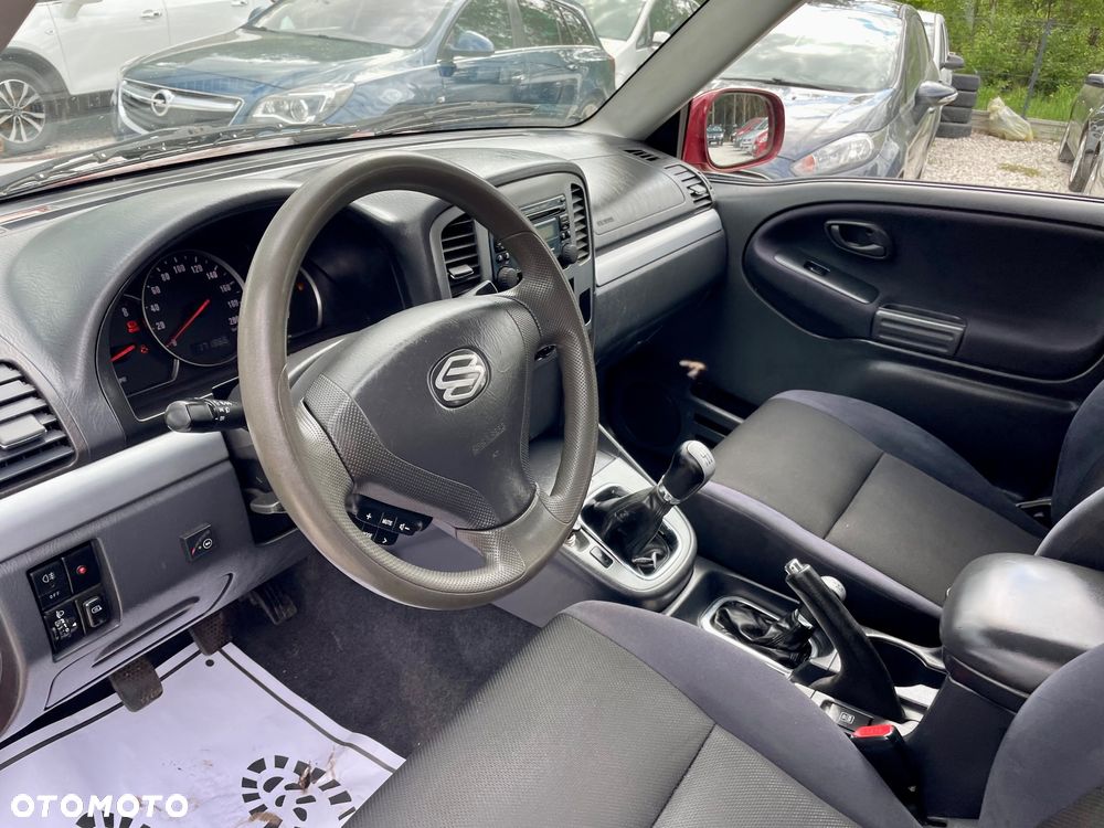 Suzuki Grand Vitara 2.0 Limited - 28