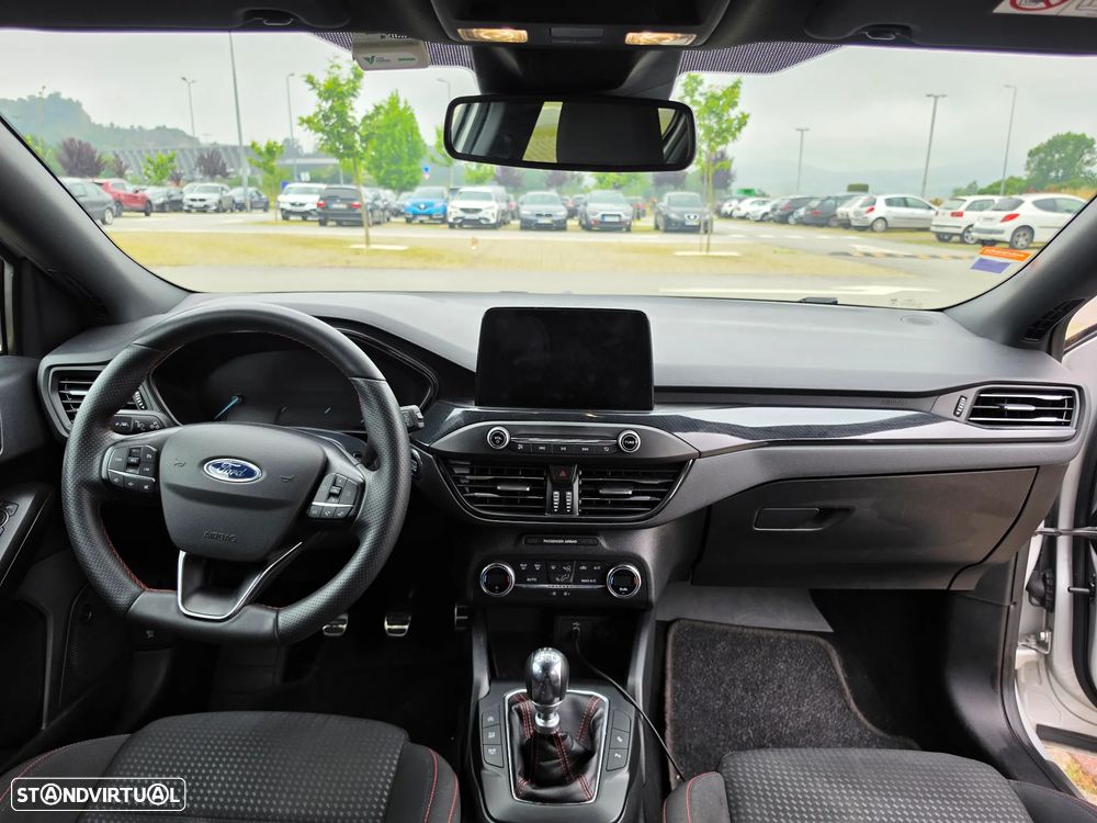 Ford Focus 1.0 EcoBoost MHEV ST-Line - 10