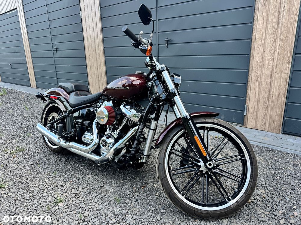 Harley-Davidson FXSB Breakout - 3