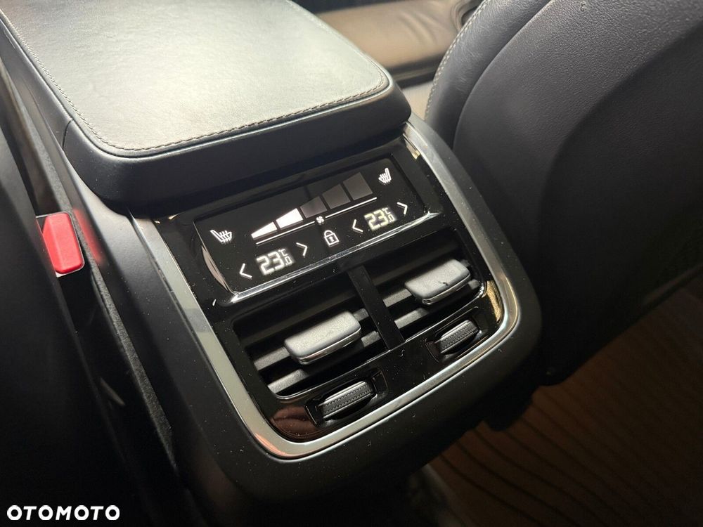 Volvo XC 90 - 19