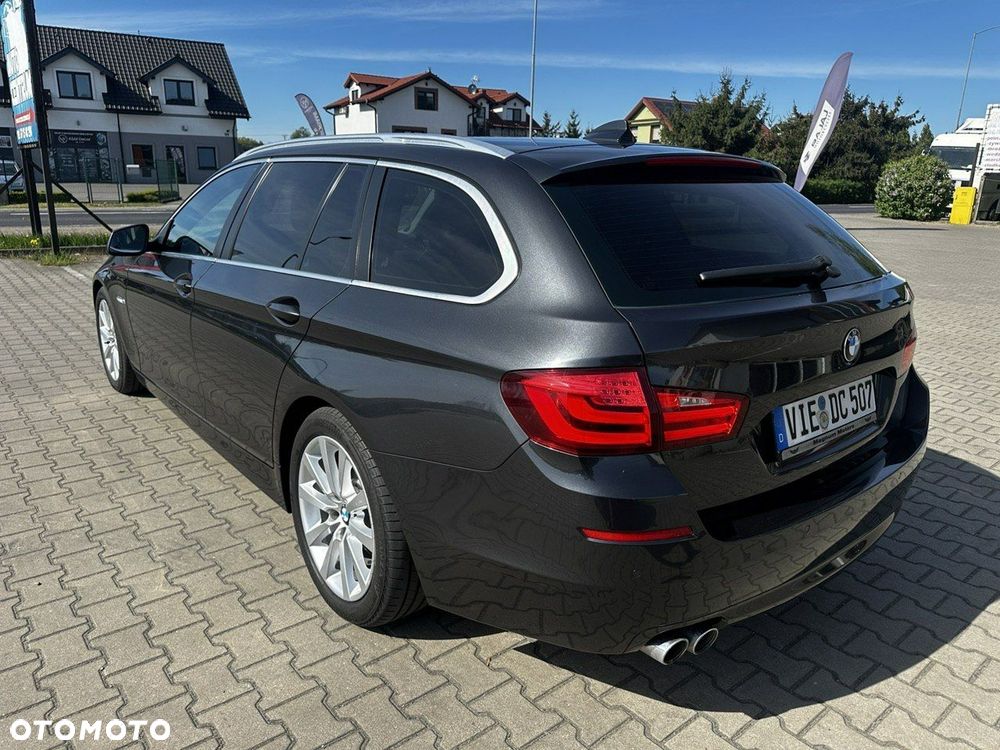 BMW Seria 5 530d Touring - 9