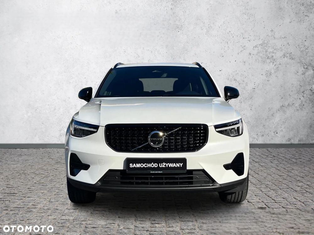 Volvo XC 40 B3 Plus Dark - 8
