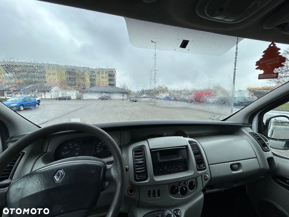 Renault Trafic - 14