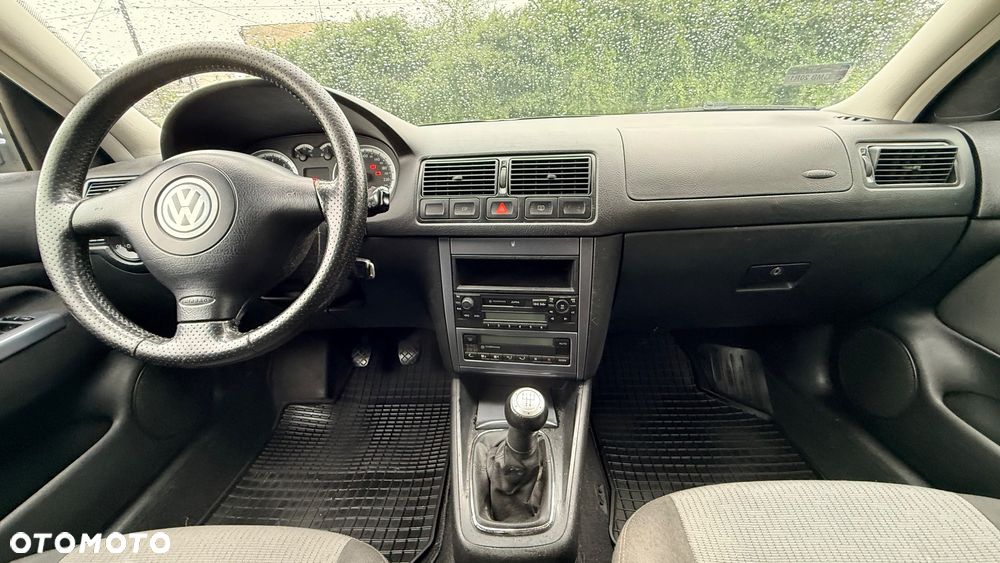 Volkswagen Golf - 9