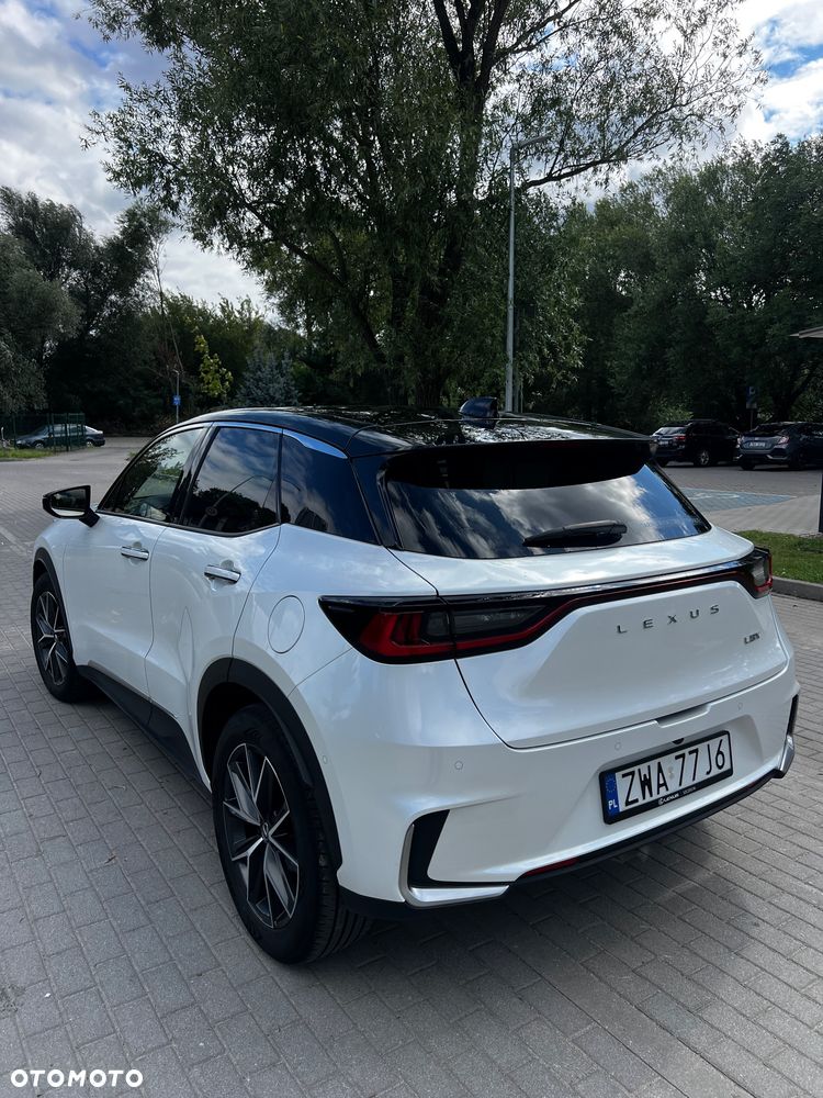 Lexus LBX 1.5 Hybrid Cool - 4