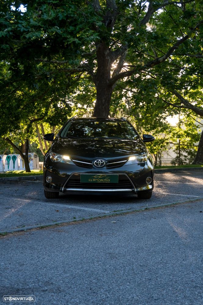 Toyota Auris 1.4 D-4D Exclusive +Skyv.+Navi - 2