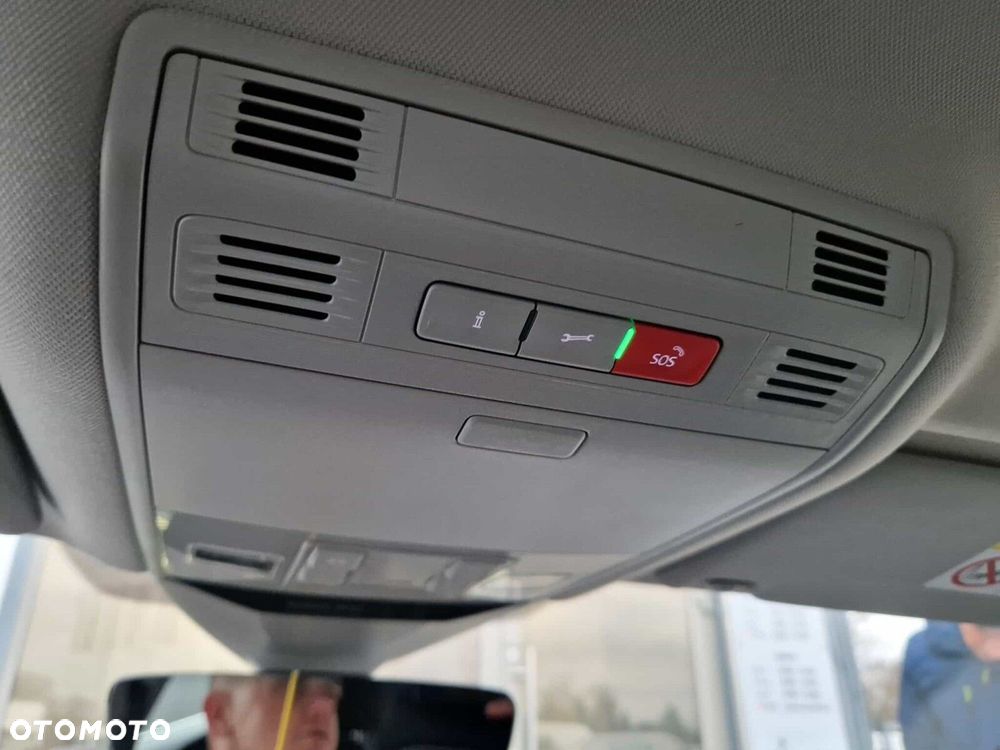 Volkswagen Passat Variant - 34