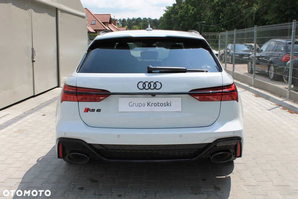 Audi RS6 Avant - 4