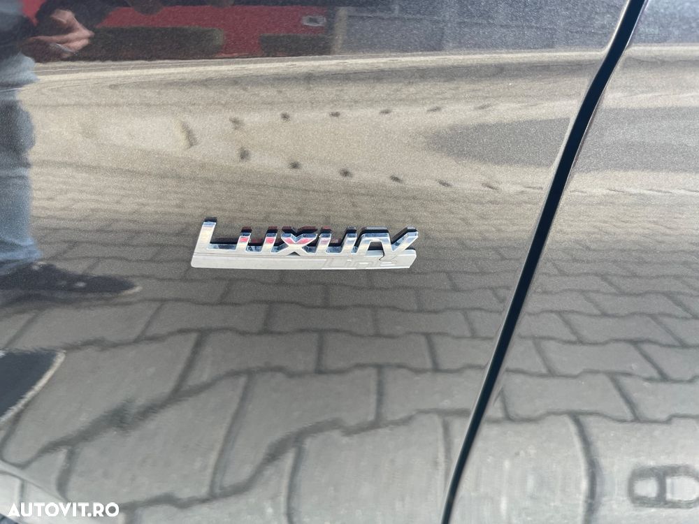 BMW Seria 3 320d Touring Aut. Luxury Line - 15