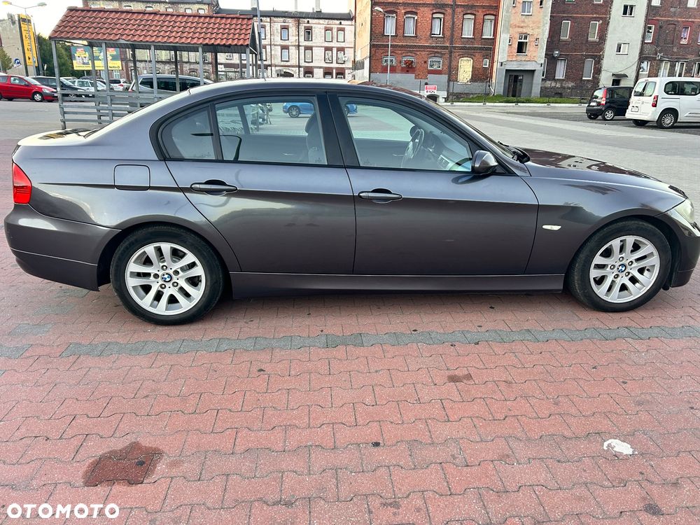 BMW Seria 3 320d - 12