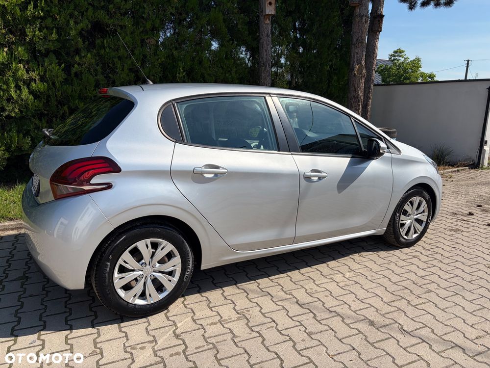 Peugeot 208 PureTech 68 Like - 10