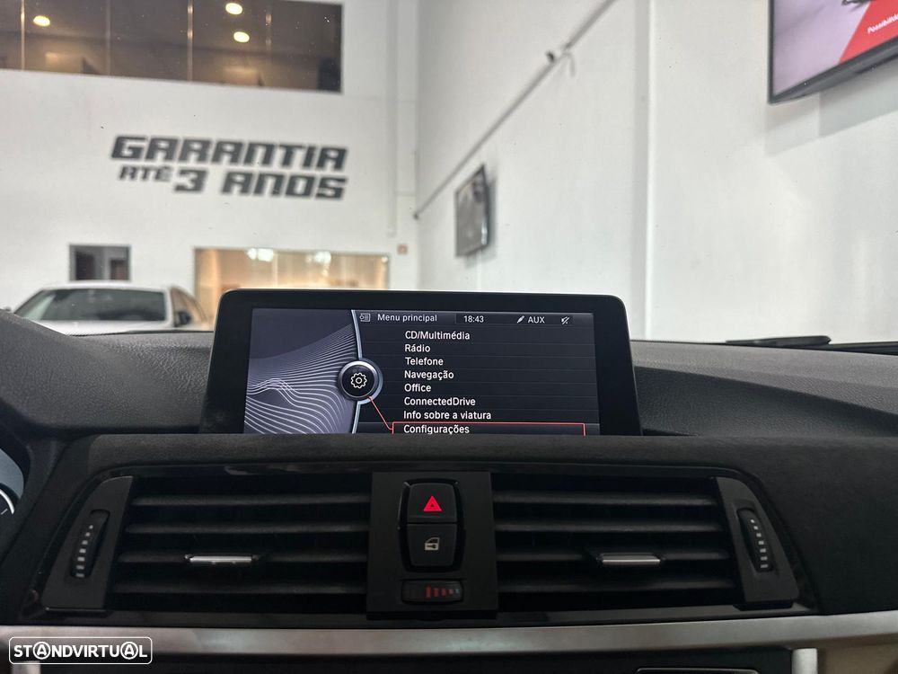 BMW 328 i Auto Pack M - 48