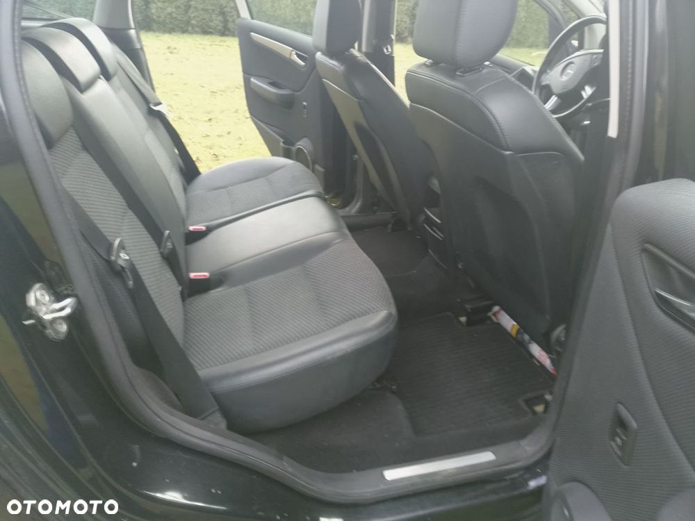 Mercedes-Benz Klasa B 180 CDI Autotronic - 8