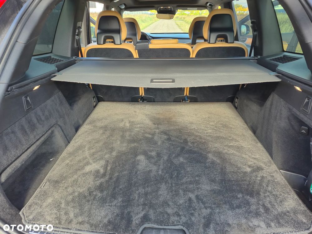Volvo XC 90 - 14