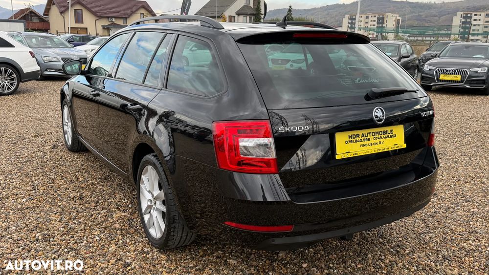 Skoda Octavia 1.6 TDI Sport Edition - 12