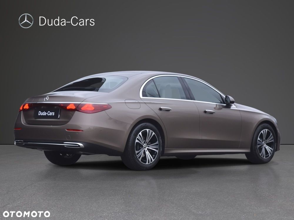 Mercedes-Benz Klasa E - 2