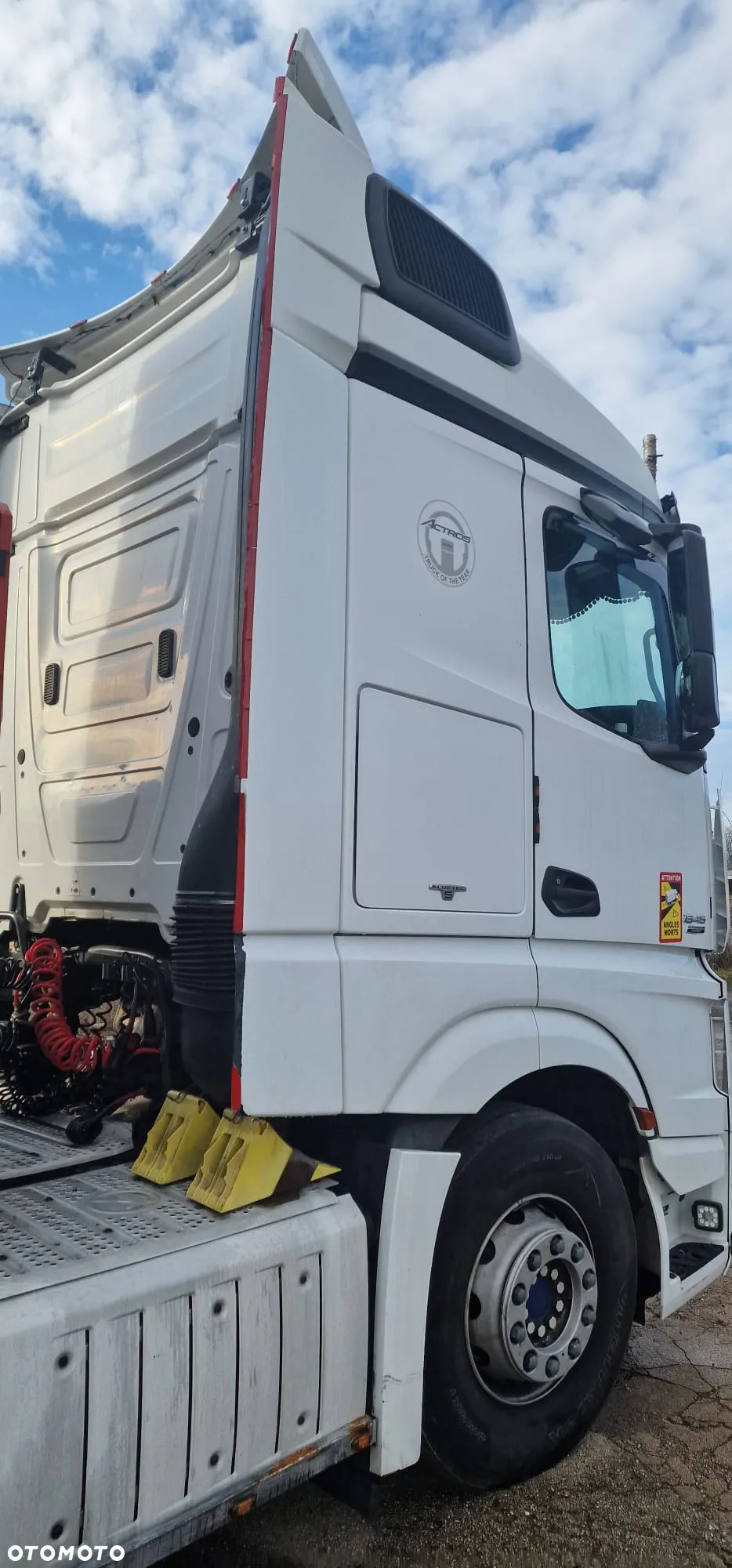 Mercedes-Benz Actros - 3