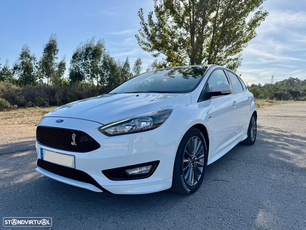 Ford Focus 1.0 EcoBoost ST-Line - 2
