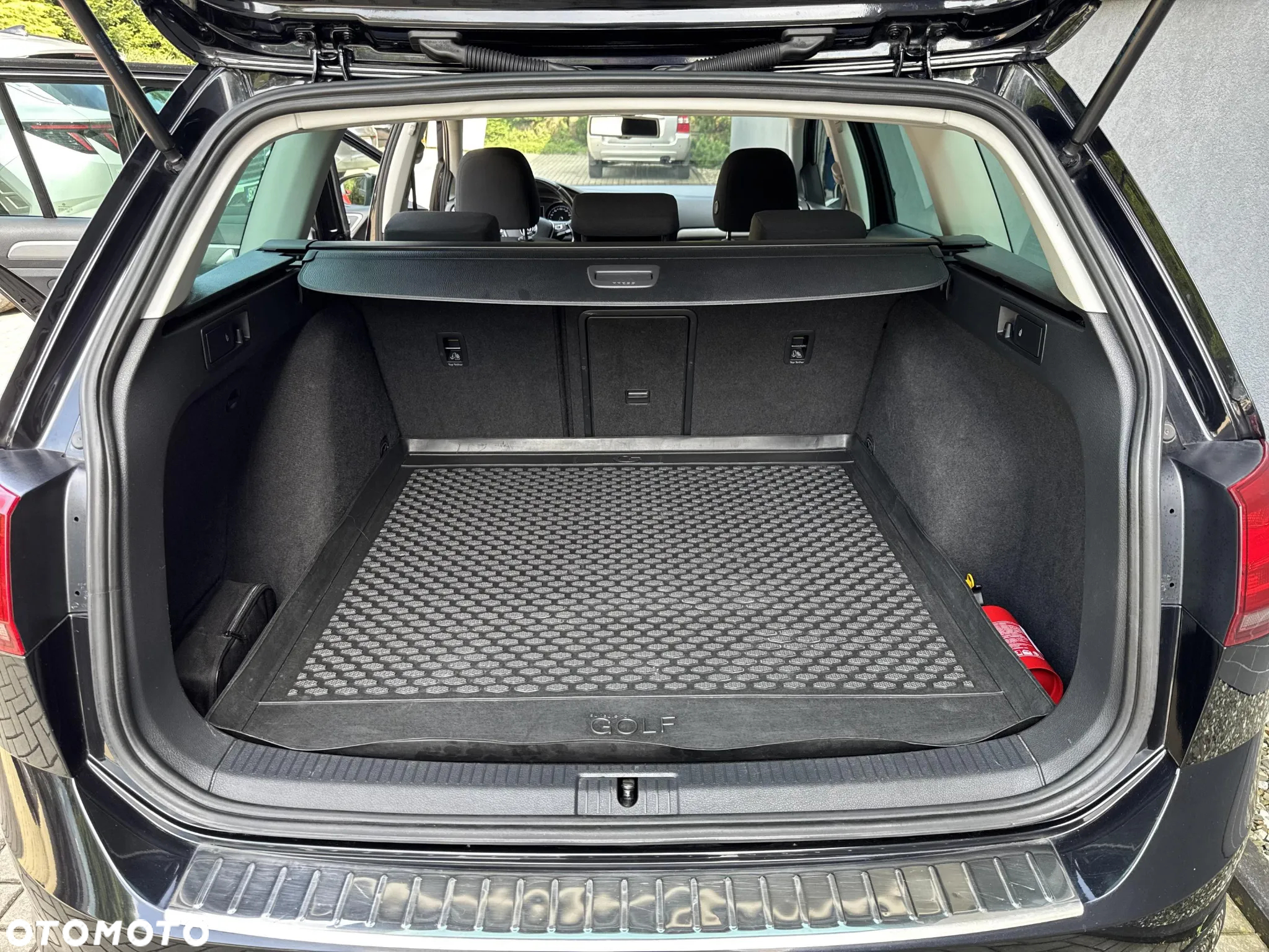 Volkswagen Golf VII 1.6 TDI BMT Trendline - 18