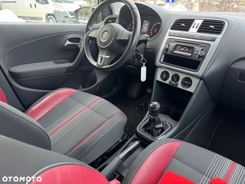 Volkswagen Polo 1.2 TSI Blue Motion Technology MATCH - 10