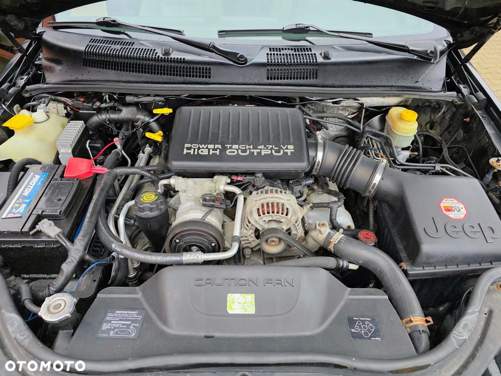 Jeep Grand Cherokee - 39