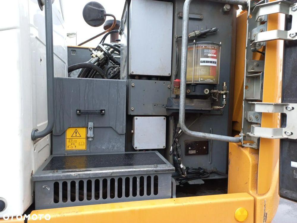 Liebherr A 918 Compact Bez Adblue Dpf z Niemiec - 9