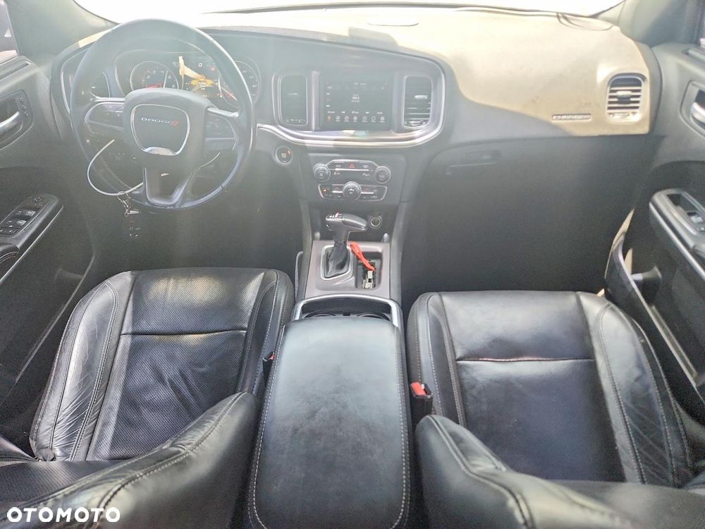 Dodge Charger - 7