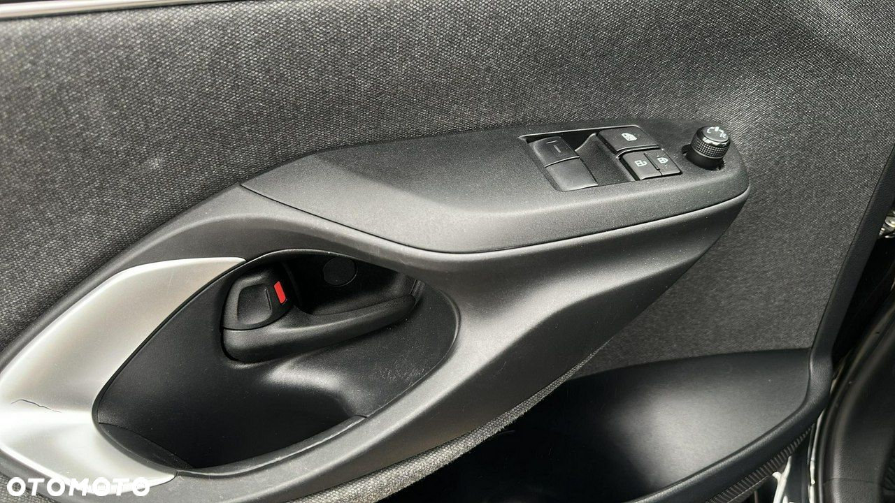 Toyota Yaris - 14