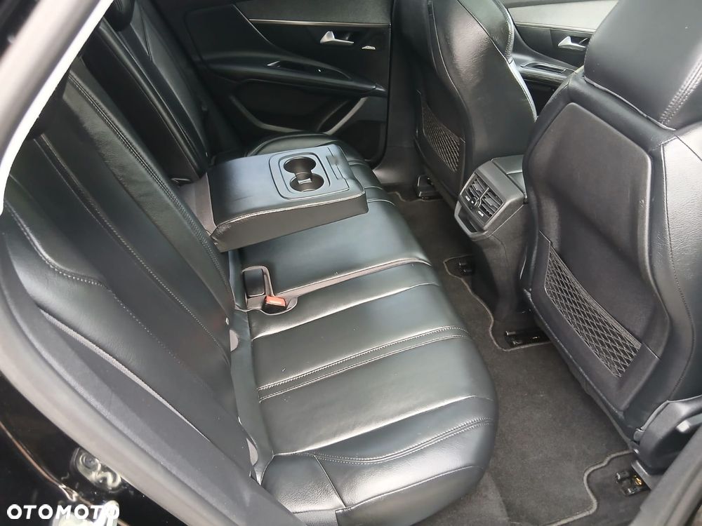 Peugeot 3008 1.2 PureTech GT S&S - 33