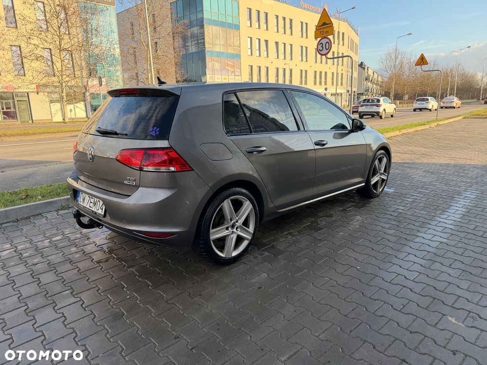 Volkswagen Golf 1.6 BlueTDI Comfortline - 3