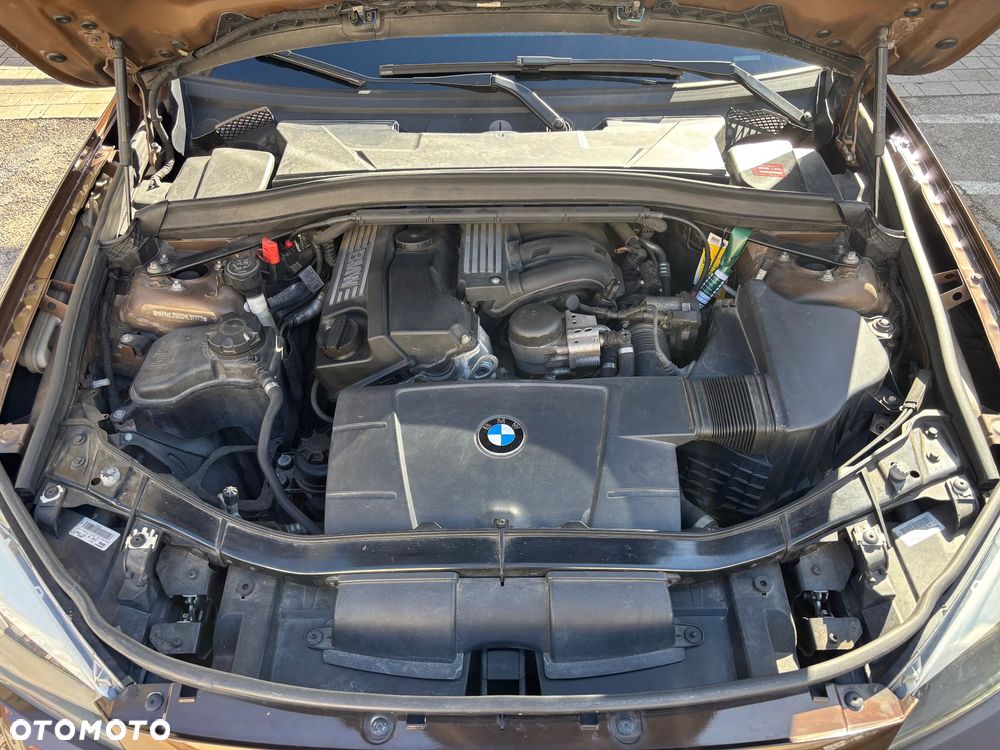 BMW X1 sDrive18i - 15
