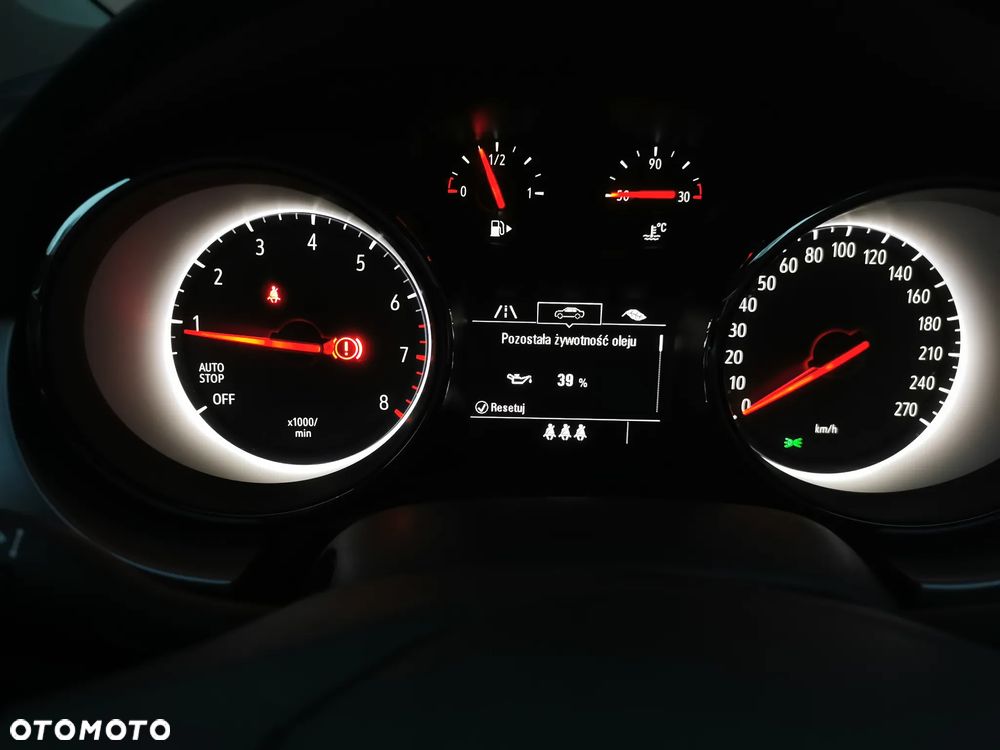 Opel Astra 1.4 T GPF Dynamic S&S - 11