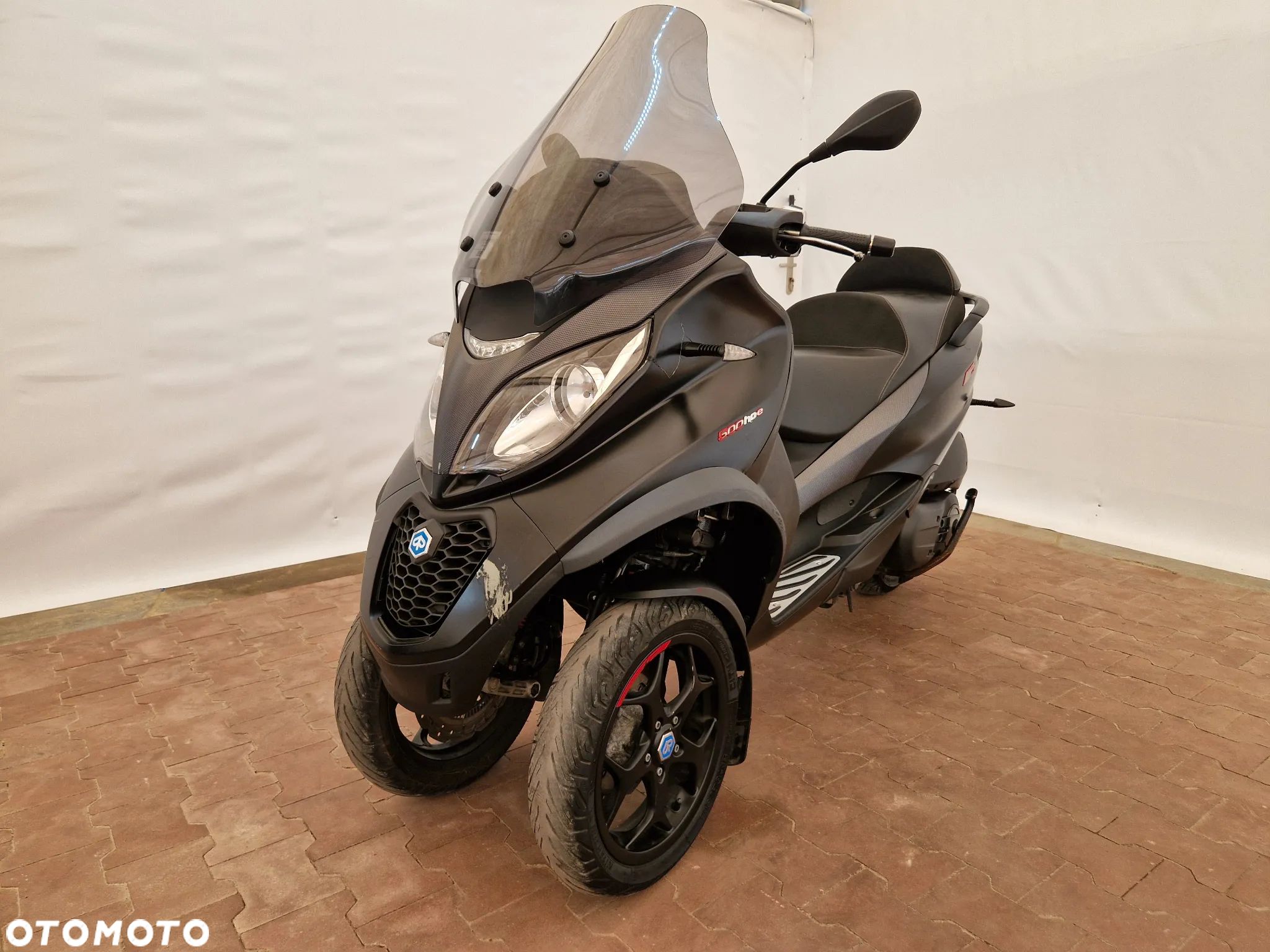 Piaggio MP-3 - 1