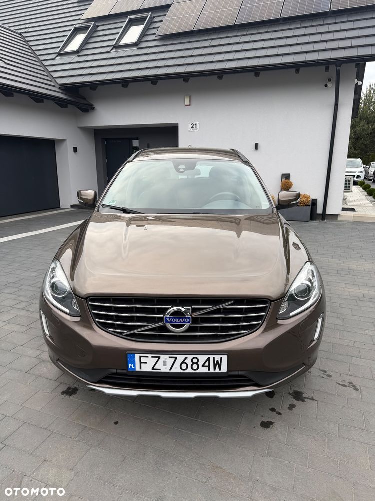Volvo XC 60 D4 Geartronic Momentum - 4