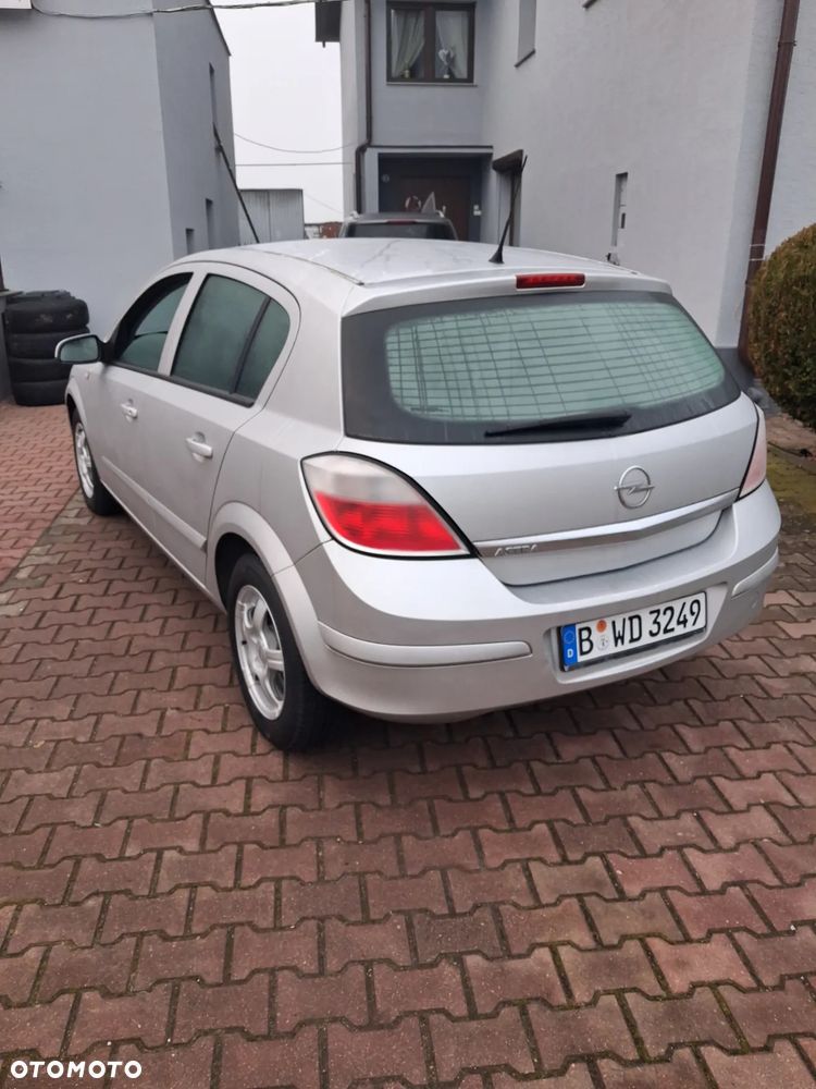 Opel Astra - 24
