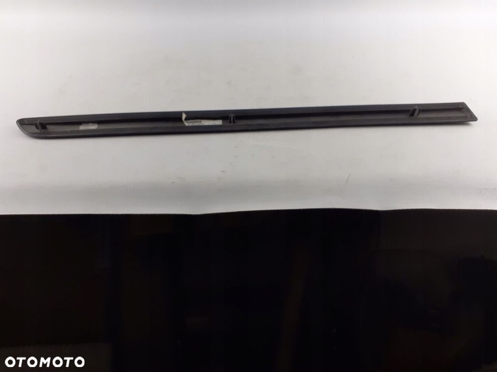 Listwa drzwi lewa tył środkowa Volvo S40 V50 04-12 - 1