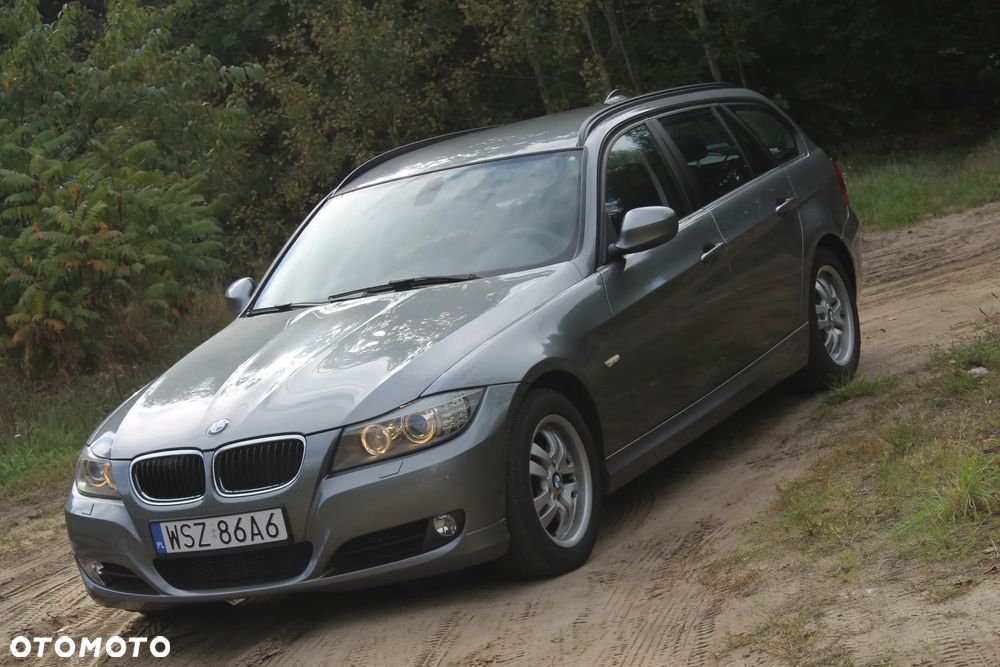 BMW Seria 3 318d DPF Touring Edition Exclusive - 2