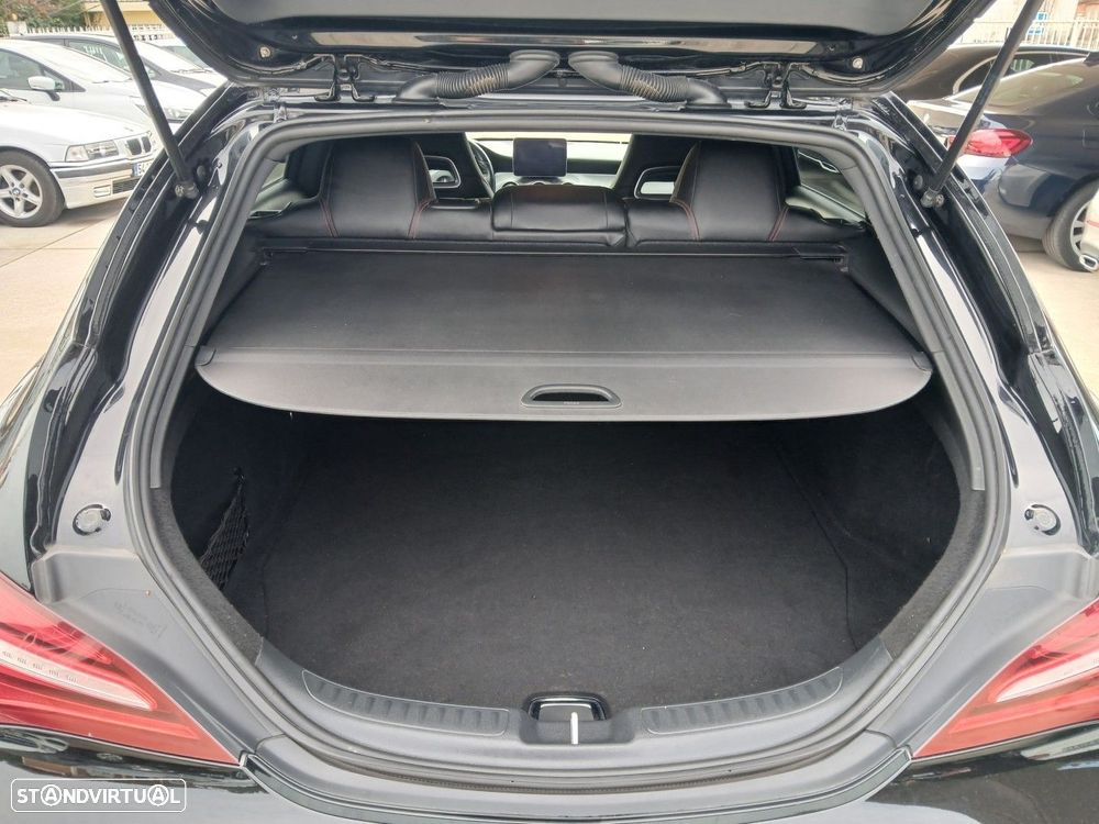 Mercedes-Benz CLA 180 d Shooting Brake AMG Line Aut. - 11