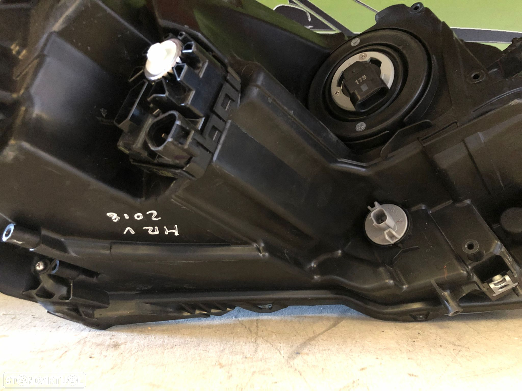 HONDA HRV FAROL ESQUERDO - FF406 - 8