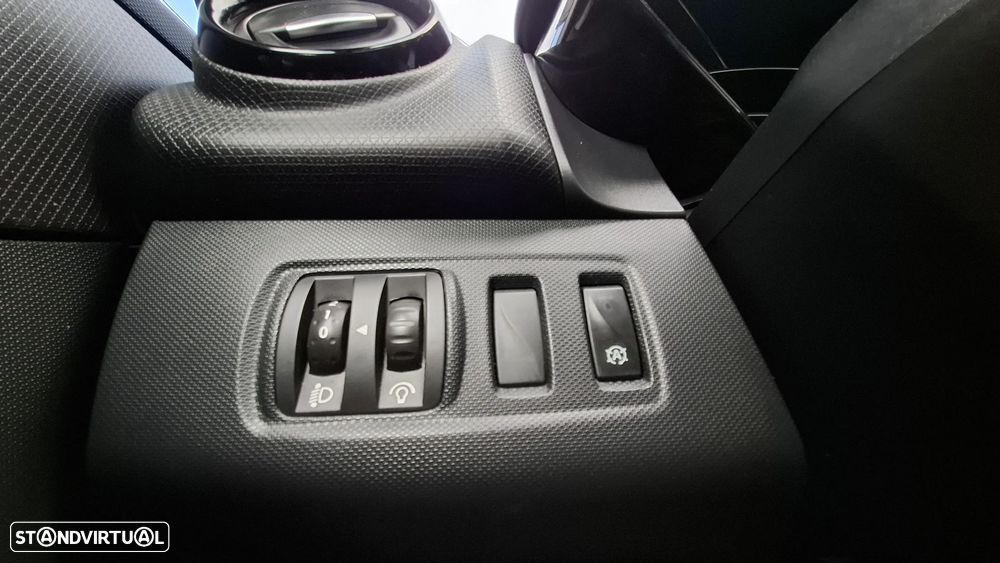 Renault Clio 1.5 dCi Dynamique S - 43