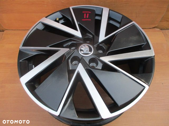 SKODA OCTAVIA III IV FELGA 7.5 x 18 ET48 5E3601025AD nr2 - 3