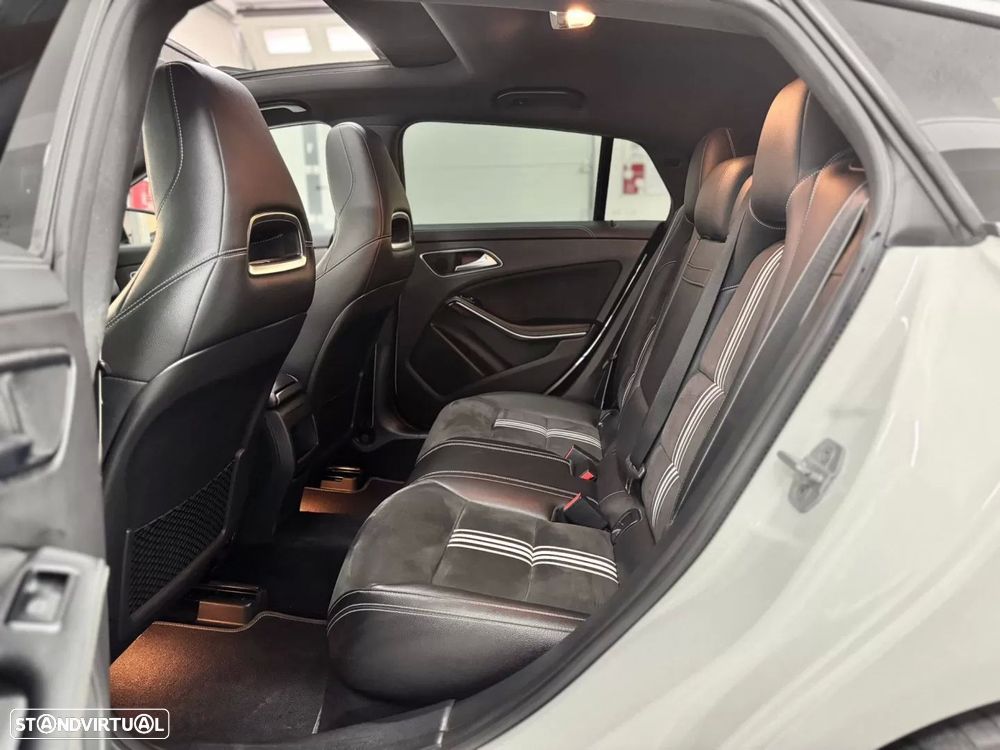 Mercedes-Benz CLA 180 d Shooting Brake AMG Line - 48