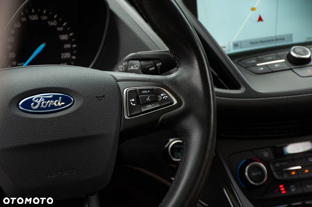 Ford Kuga 2.0 TDCi 4WD Titanium - 36