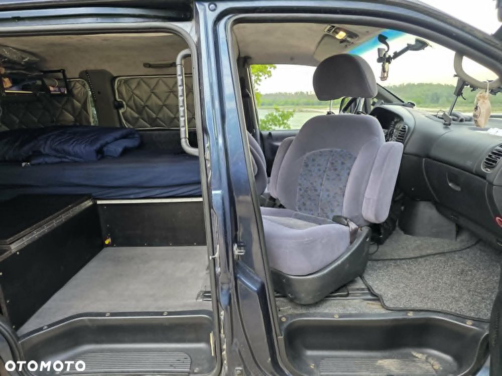 Hyundai H-1 Starex - 22