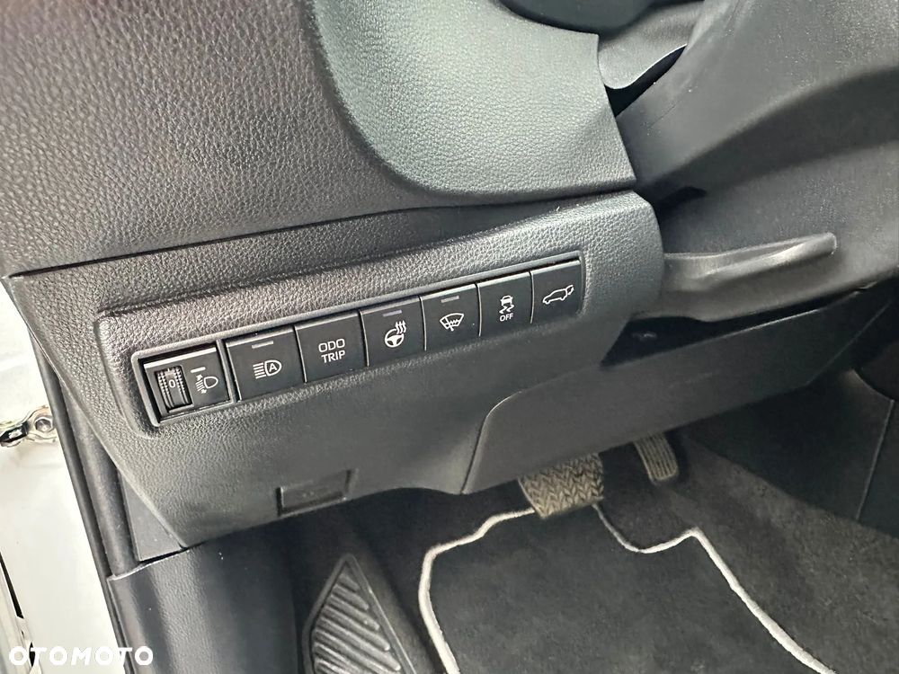 Toyota Corolla 1.8 Hybrid Touring Sports Business Edition - 20